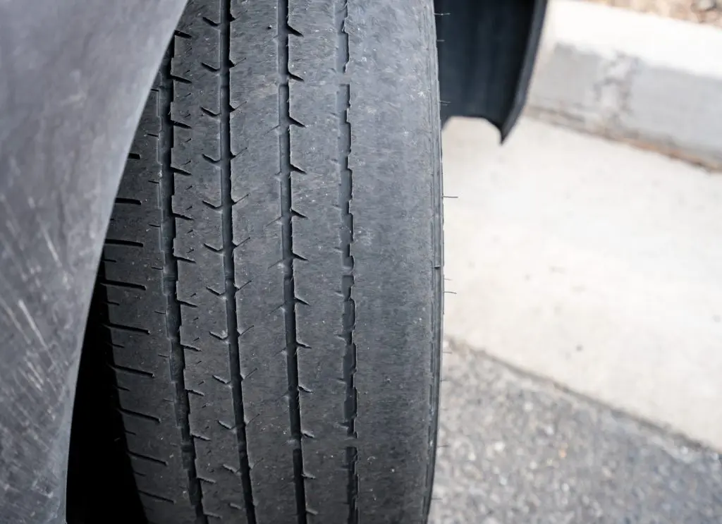 Clear Signs Your Tires Need to Be Replaced