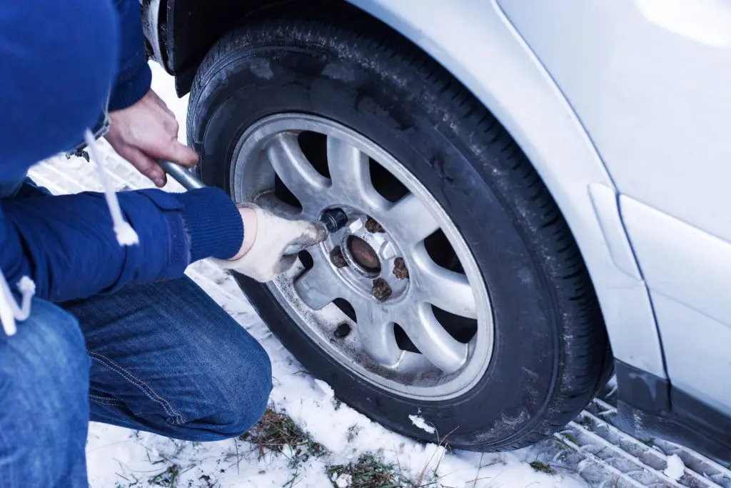 Common Car Parts You May Need to Replace During the Winter
