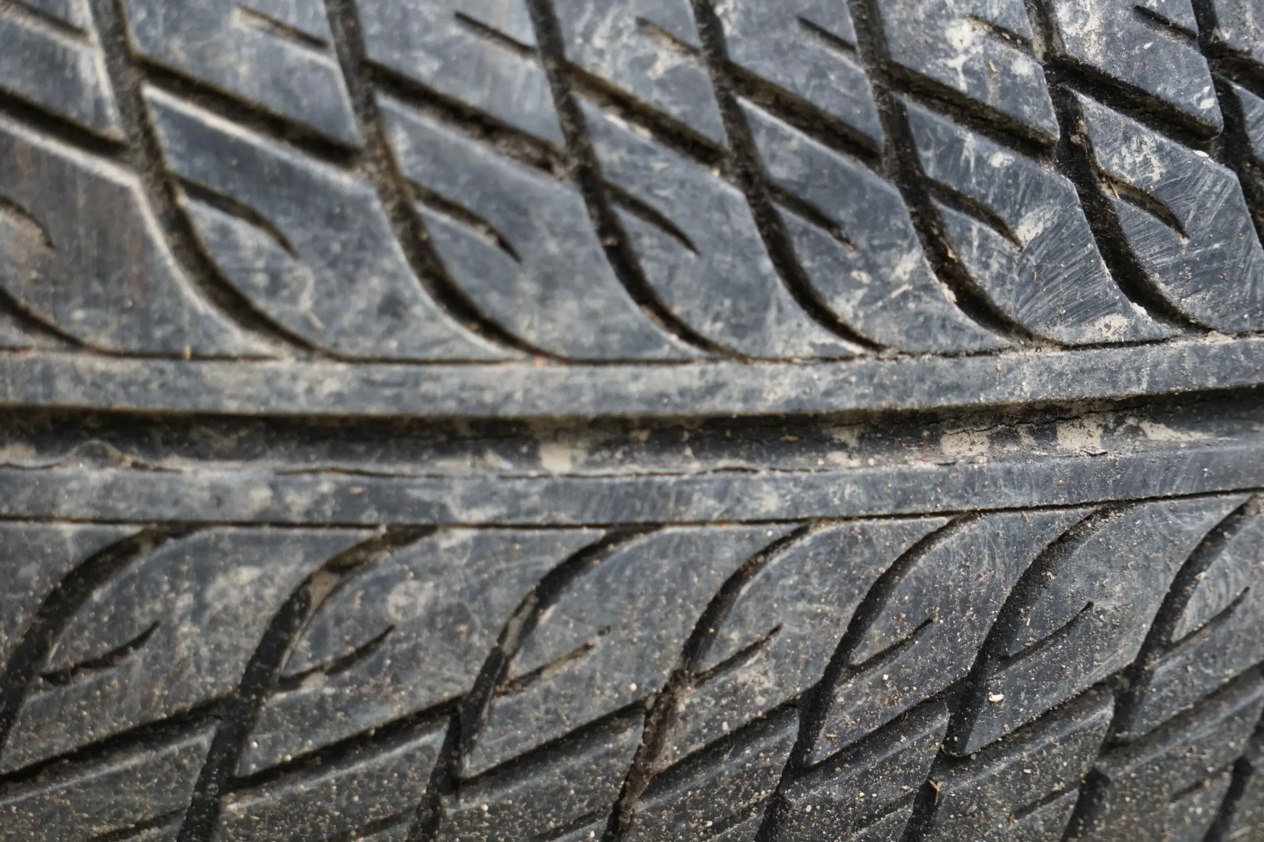 uneven tire tread 